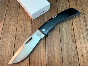 Paragon Folding Hunter Lockback designed by Blackie Collins made in Seki Japan