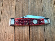Queen for Swanner Gunstock Red Jigged Bone Early 1980’s