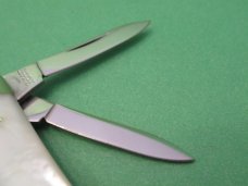Winchester 1991 Wharncliffe Pearl Whittler Pattern # 38081-P