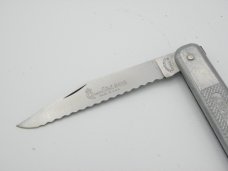 Queen Cutlery - Big Chief #45S: 5” closed, cast aluminum frame and serrated stainless steel 