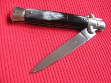 Vintage 1960's Italian Button Open Button Close Stiletto Switchblade Knife