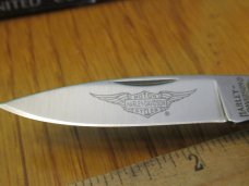 United 1998 Harley Davidson Lock Back Model HD-3
