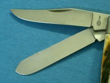 UNITED UC 333 JAPAN JIGGED BONE BULLET GUNSTOCK TRAPPER FOLDING POCKET KNIFE KNIVES
