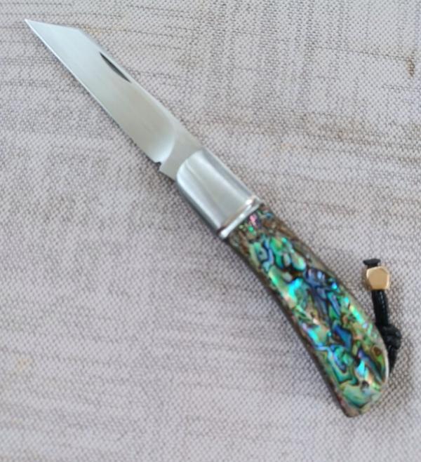 Vincenzo Balistreri Abalone Marea Slipjoint..3.75" clsd..interior lanyard pin..filework..coa and sl