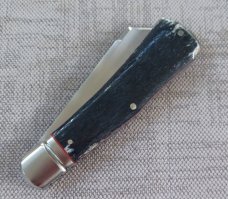 K'roo Jackal..Dogleg Sheepsfoot..Kudu Bone...3.75"..Rwl34..red houndstooth and accents...coa/slip