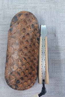 Vincenzo Balistreri Bark Mammoth White Wolf Slipjoint..4" clsd..interior lanyard pin..filework 
