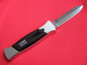 Older Italian BLACK FINGER 777 OTF Switchblade Knife