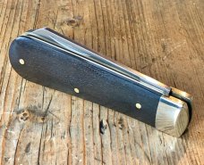 A Wright & Son Small Lambsfoot Knife with Ebony Scales and Lambsfoot blade 