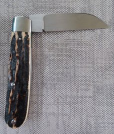 T A Davison Custom Sambar Stag Swayback..CTS-xhp..jeweled . Shield..3 5/8" closed..#2109..pouch