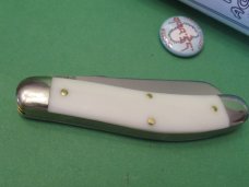 Great Eastern Yeti Ivory Acrylic Pattern # 888222