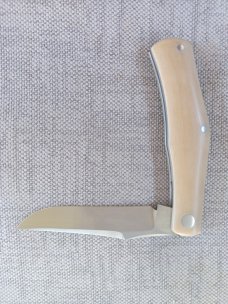 Rhidian Rogue Wave Trapper...Bone Linen micarta. .Cpm154..3.625 cld..red liners..Shield.. slip