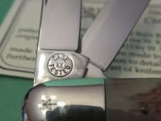 Case Classic 1991 Red Banana Bone Anglo Saxon Whittler Pattern # R6391 