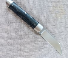 K'roo Wharnie Sleeveboard,3.75"cld..N690 long pull..Denim micarta and Arrowhead Shield..coa&slip