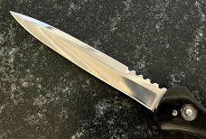 Large James Huckeba (Huck) Switchblade, Amazing Stag Handle, Mirror Polished Dagger Blade, Unused 