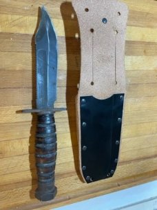 Vintage Ontario 10/76 pilot survival knife with original leather sheath 