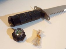 Vintage Classic USA Survival Knife With hard plastic locking Sheath