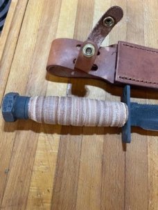 Vintage Ontario 3/11 pilot survival knife and unused leather sheath factory 