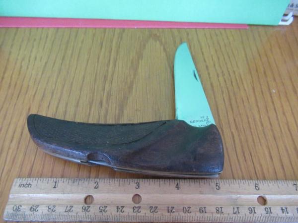 Gerber Walnut Handle Folding Hunter HS