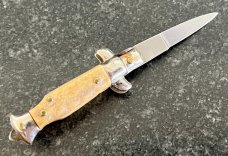 Miniature Switchblade Knife, Vertical Inox Mark, Older Style, Nice Stag Handles, Broken Spring 