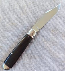 K'roo African Blackwood Clip Ennglish Jack..Rwl34..4.25 closed..red liners..spacers fluted bolsters 