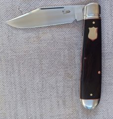 K'roo African Blackwood Clip Ennglish Jack..Rwl34..4.25 closed..red liners..spacers fluted bolsters 