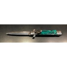 Stiletto-Style Leverlock