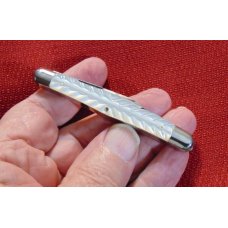 MINT CONDITION VINTAGE HILGER & SONS CELEBRATED CUTLERY GENUINE CARVED PEARL SAMPLE KNIFE 1858-1890