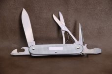 VICTORINOX SWISS ARMY PIONEER X STAINLESS STEEL ALOX