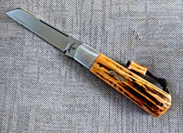 Vincenzo Balistreri Stag White Wolf Slipjoint..4"..AEB-L...Interior lanyard pin..Stag Bead..coa..sli Vincenzo Balistreri Stag White Wolf Slipjoint..4"..AEB-L...Interior lanyard pin..Stag Bead..coa..sli