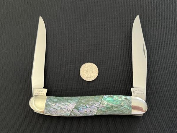 AG Russell Jumbo Muskrat Genuine Crackle Mosaic Abalone Display Knife 
