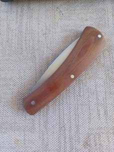 Mitchell Micarta Ultralight Shadow Trapper..3.75"..Cpm154..extremely lightweight..1.7 ozs.coa.pouch.
