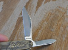 Winchester 2 Blade Bronze Handle USA Made Mint 3 1/2" Closed Train Robbery Scene