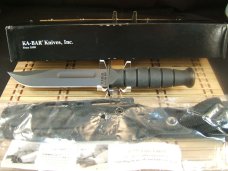 KA-BAR 1258 USA MADE BLACK SHORT CARBON STEEL BLADE WITH CRO-VAN HANDLE & LOCKING HARDSHELL SHEATH