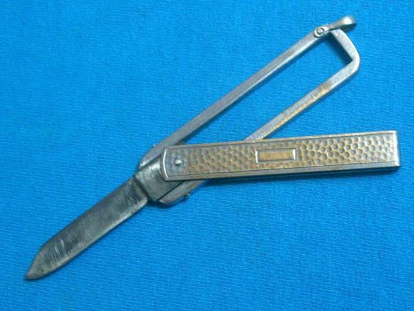 VINTAGE TRIFOLD POCKET WATCH FOB RAILROAD FOLDING POCKET KNIFE KNIVES OLD VINTAGE TRIFOLD POCKET WATCH FOB RAILROAD FOLDING POCKET KNIFE KNIVES OLD