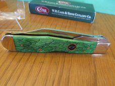 Case XX 2004 Bright Green Cheetah Bob Wire Pattern # 6111 1/2L SS