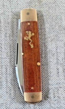 K'roo Spear Equal End. ,3.75"cld..Rwl34..Whale Tufnol micarta and special Tree Frog Shield..coa&slip