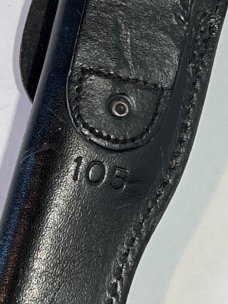 Buck 105, one line tang stamp, pinned.  Excellent condition. Blade is 5 1/8". 