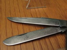 Schrade Walden New York Peach seed Jigged Bone Trapper Pattern # 293  