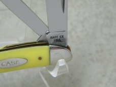 Case XX USA 7 Dot 1973 Yellow 3220 Peanut Jack Knife