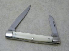 Case XX USA 6 Dot 1974 Imitation Pearl 9233 Pen Knife