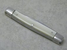 Case XX USA 6 Dot 1974 Imitation Pearl 9233 Pen Knife