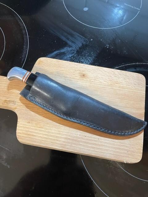 Vintage Japan G96 950 skinner knife and sheath VGUC