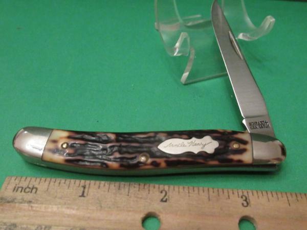 Schrade Uncle Henry Cat Paw Staglon Handle Liner Lock Model # 197UH