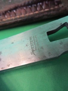 Western Boulder, Colo. Cracked Ice Knife & Hatch Set 1935 to 1950