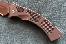 Microtech Amphibian, Stonewash Boron Carbide Partial Serrated Blade, Light Use 