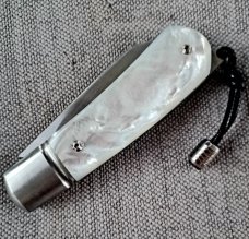 Vincenzo Balistreri Native Lever Taillock.. Mother of Pearl..fluted ..4" closed..AEB-L..coa..slip