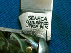 VINTAGE SENECA CUTLERY UTICA NY FANCY HANDLE FOLDING SERPENTINE JACK PEN POCKET KNIFE KNIVES OLD