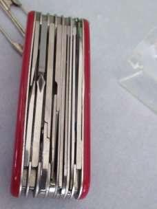 Victorinox Swiss Champ Survival Kit 