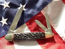 Bulldog Brand 3 Blade Angelo Saxon Knife Whittler w Beautiful Red Bone Handles & New Orleans Etch