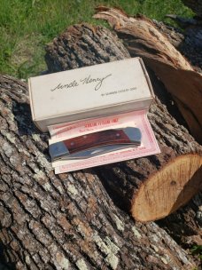Schrade+ USA Uncle Henry - LB5 "Smokey"